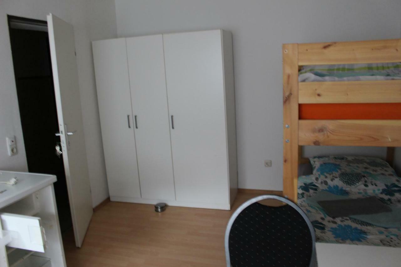 Zv-Scholtz Gaestehaus Neuoetting Simbacher Strasse 7 Dış mekan fotoğraf