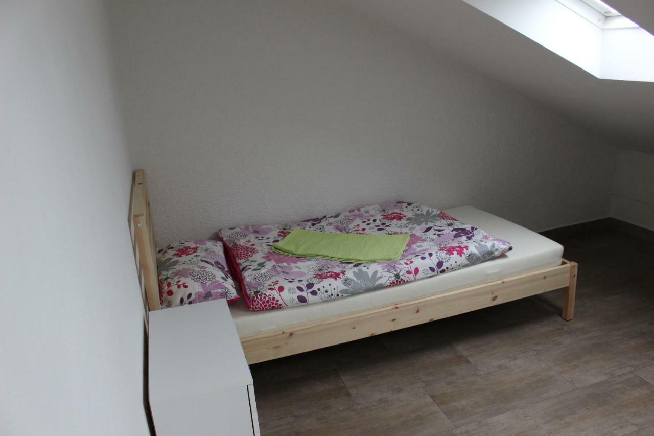 Zv-Scholtz Gaestehaus Neuoetting Simbacher Strasse 7 Dış mekan fotoğraf
