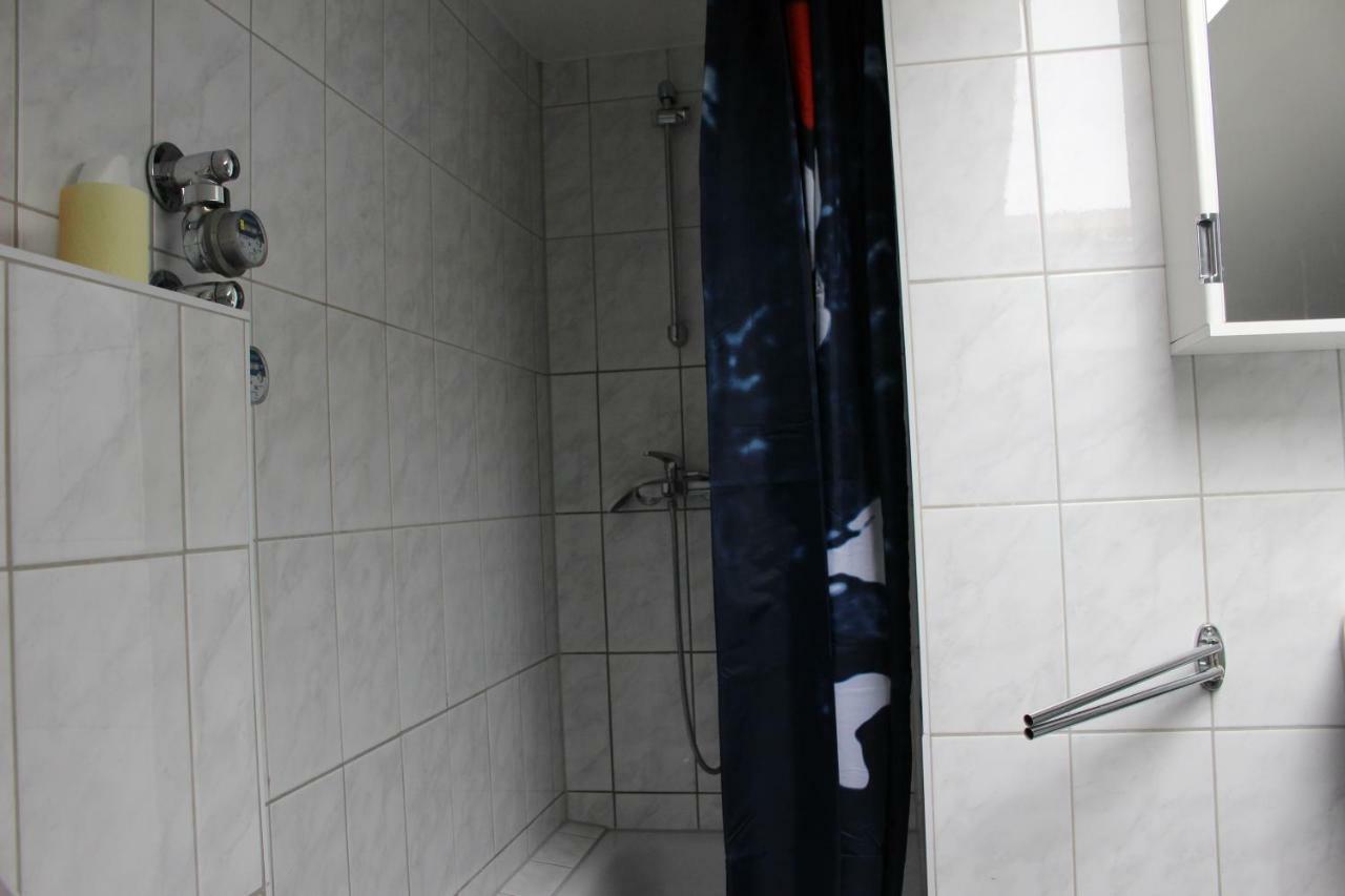 Zv-Scholtz Gaestehaus Neuoetting Simbacher Strasse 7 Dış mekan fotoğraf