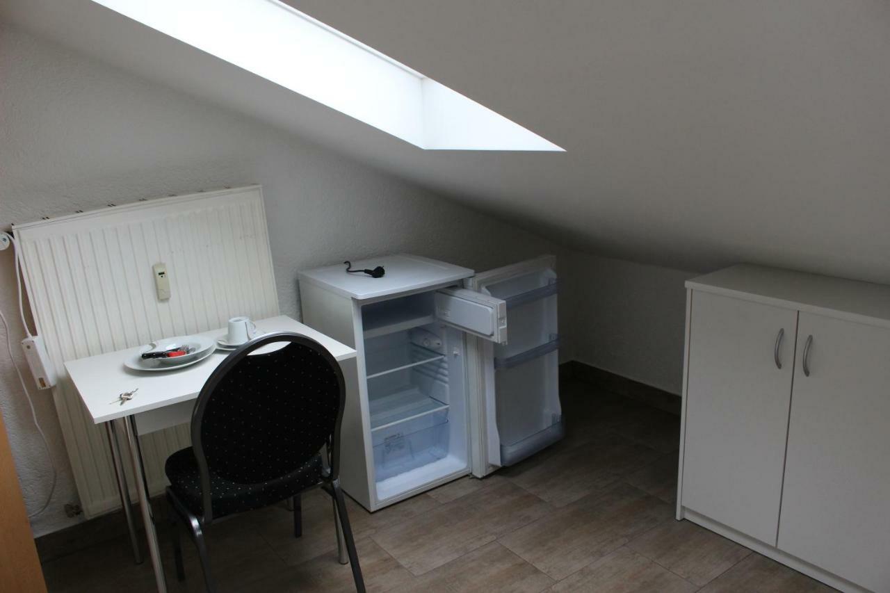 Zv-Scholtz Gaestehaus Neuoetting Simbacher Strasse 7 Dış mekan fotoğraf