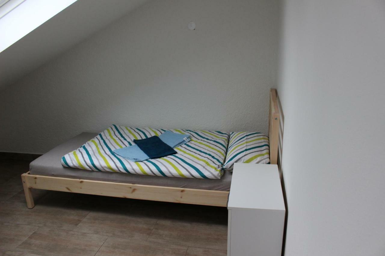 Zv-Scholtz Gaestehaus Neuoetting Simbacher Strasse 7 Dış mekan fotoğraf