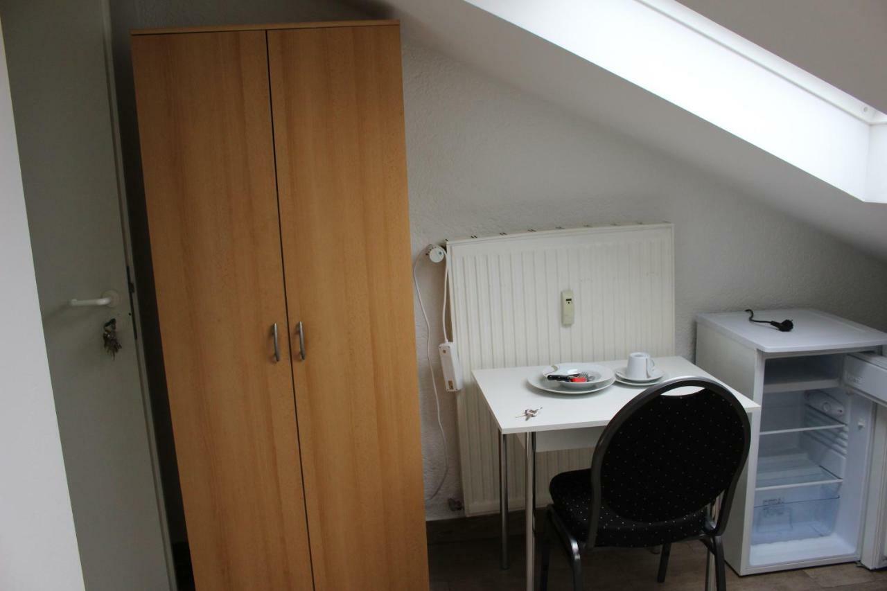 Zv-Scholtz Gaestehaus Neuoetting Simbacher Strasse 7 Dış mekan fotoğraf